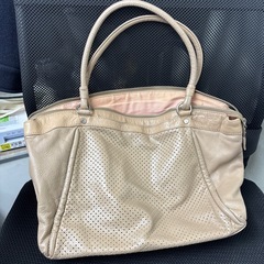 ungaroハンドバックの画像