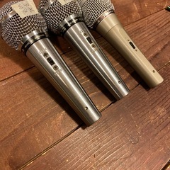 peimoダイナミックマイク 3本セット1本スイッチオフになりませんの画像