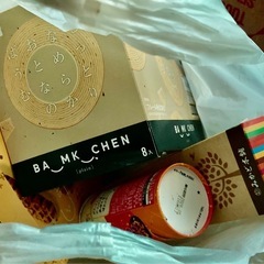 お菓子の箱の画像