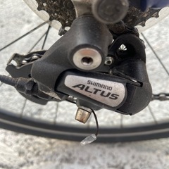 ジャイアント (GIANT) のクロスバイク「ESCAPE R3 (エスケープ R3)」ISO 4210-2C ブルーの画像