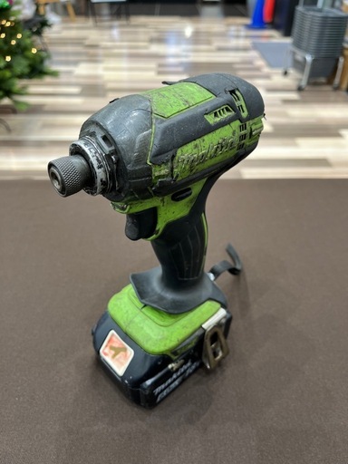 【ジャングルジャングル岸和田和泉インター店】マキタ 充電式インパクトドライバー 18V  電動工具 バッテリー付 和泉市 堺市 岸和田