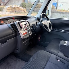 ダイハツタントカスタム4WD車検2027/12/7の画像