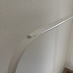 IKEA MULIG ムーリッグ ハンガーラック　ホワイトの画像