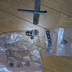 デュアルモニターアーム自立式の画像