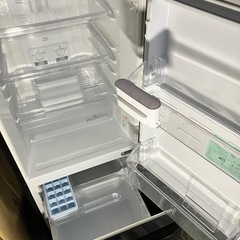 冷蔵庫2016年製の画像