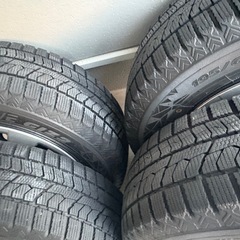 ２０２３年スタッドレスタイヤ　195/65R15ウィッシュ純正　プリウスなどにの画像