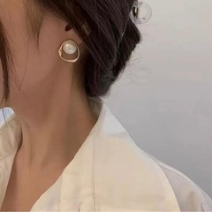 新品　ピアス３点セットの画像