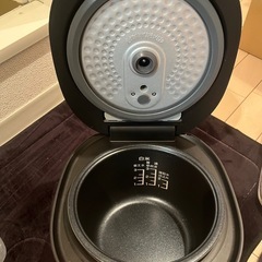 炊飯器の画像