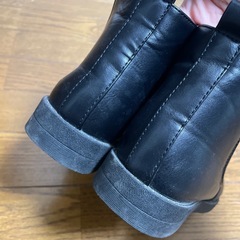 サイドゴアブーツの画像