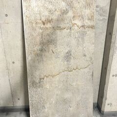 【無料で差し上げます】木の板（合板）計2枚の画像