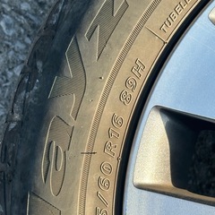 セレナオプション　16インチホイールタイヤの画像