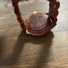 tenseの木製　腕時計の画像