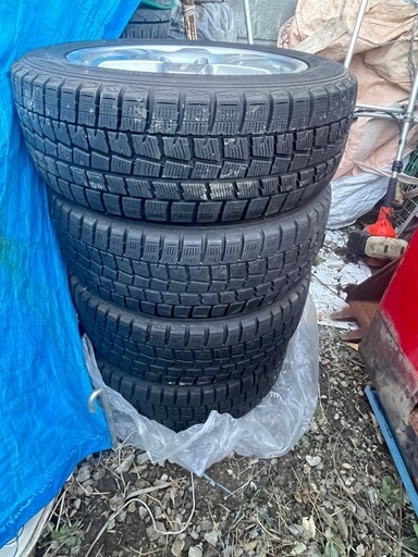 205/55R16ダンロップスタッドレスタイヤホイール4本