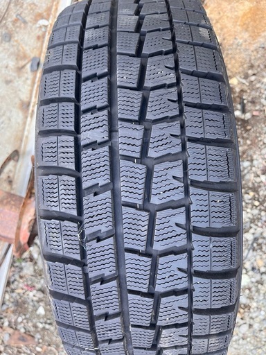 205/55R16ダンロップスタッドレスタイヤホイール4本