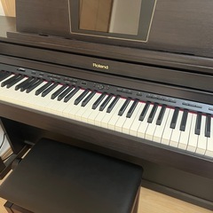 ローランド電子ピアノHPi-50eの画像