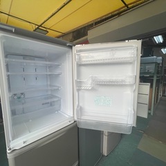 【リサイクルサービス八光】2014年製　シャープ SHARP 冷蔵庫（350L・どっちもドア） 3ドア ゴールド系 SJ-WA35A-Nの画像