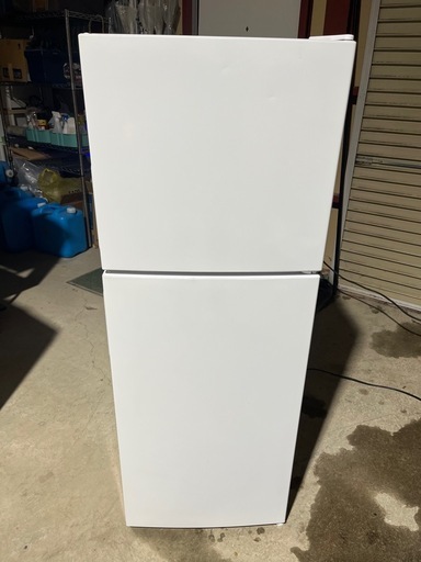 大特価　２０２２年製　マクスゼン　ＭＡＸＺＥＮ　冷凍冷蔵庫　１３８Ｌ　２ドア　右開き　ホワイト　耐熱トップテーブル　省エネ・静音設計　８段階温度調整　ＪＲ１３８ＭＬ０１ＷＨ