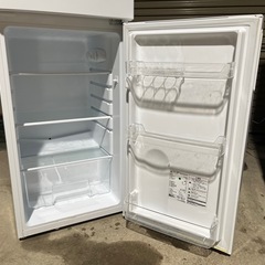 大特価　２０２２年製　マクスゼン　ＭＡＸＺＥＮ　冷凍冷蔵庫　１３８Ｌ　２ドア　右開き　ホワイト　耐熱トップテーブル　省エネ・静音設計　８段階温度調整　ＪＲ１３８ＭＬ０１ＷＨの画像