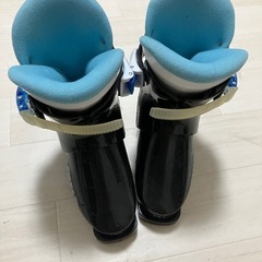 スキー靴　小学生用の画像