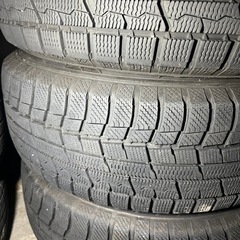 195/65r15 91QスタッドレスタイヤTOYO38週23年製とアルミホイール4本の画像