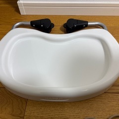 KATOJI  ベビーバウンサー　食事テーブルの画像