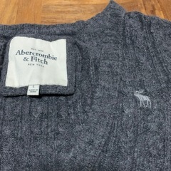 Abercrombie & Fitch ウール混　クロップド丈　カーディガンの画像