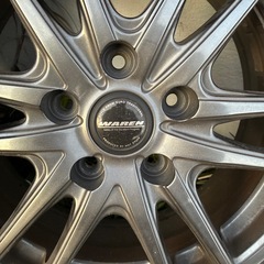 スタッドレスとアルミのセット
の画像