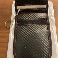 新品未使用 電波遮断ポーチ リレーアタック 黒の画像