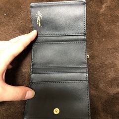クロミ財布の画像
