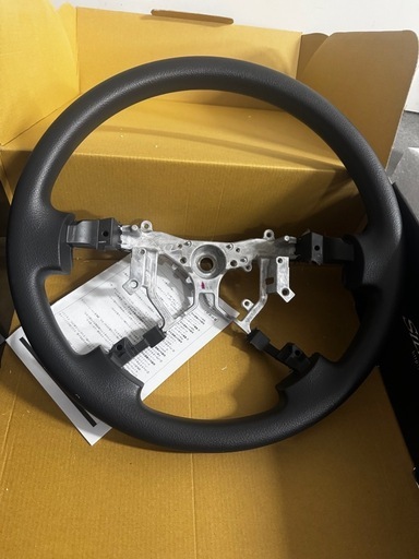 ハイエース6型ワイド新品ステアリング