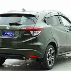 🤩自社ローン😙人気SUVの入庫！内装のチャコールに外装ダークグリーンがまた渋い！！ホンダヴェゼル！！の画像