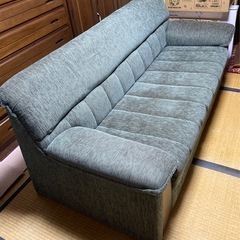 【国産】3人掛け　ソファーの画像