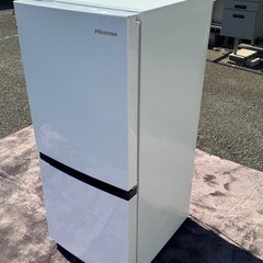 ◾️ハイセンス冷凍冷蔵庫HR-D1303   2021年式◾️(超美品)の画像