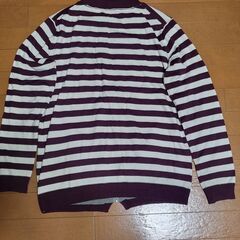 えんじと白のボーダーニット（ジャンパー風）（メンズ）の画像