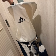 引取先決定致しました。adidas キャディーバック(ゴルフ)の画像