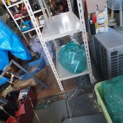 アイアン棚、白、８８x４５x１８０、スチール棚、４段、美品の画像