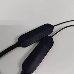 【未使用に近い】audio-technica SOLID BASS ATH-CKS330XBT/ワイヤレスイヤホン/ブラックの画像