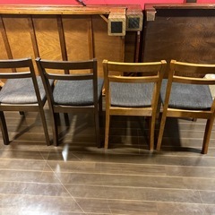 【4脚セット】木製ダイニングチェア（ブラウン）座面グレー／飲食店使用・しっかり構造の画像