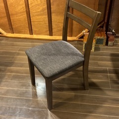 【4脚セット】木製ダイニングチェア（ブラウン）座面グレー／飲食店使用・しっかり構造の画像