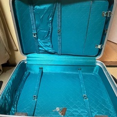 Sky way昭和？レトロ？キャリーケース スーツケース の画像
