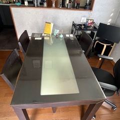 ダイニングテーブル 椅子4脚 の画像