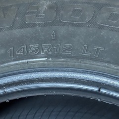 スノータイヤ145R 12 LTの画像