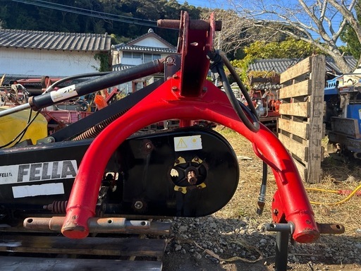FELLA ディスクモア 5連 刈幅208cm 油圧折り畳み　開閉　SM208　トラクター　パーツ 草刈機 作業機 牧草 円盤 回転　刈取　3点リンク　飛散防止カバー ジョイント付き フェラー　宮崎