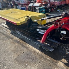 FELLA ディスクモア 5連 刈幅208cm 油圧折り畳み　開閉　SM208　トラクター　パーツ 草刈機 作業機 牧草 円盤 回転　刈取　3点リンク　飛散防止カバー ジョイント付き フェラー　宮崎の画像