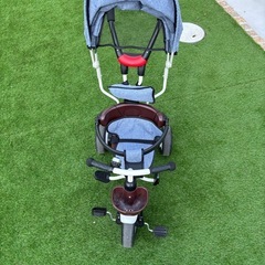 子供用三輪車の画像