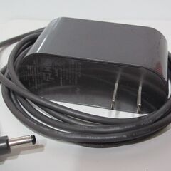 💗未使用に近い美品💗ダイソン掃除機SV14用充電スタンド壁掛ブラケット&専用充電器のセットの画像