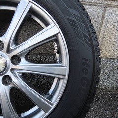ヨコハマスタッドレスタイヤ・アルミホイールセット（お値引きok
）の画像