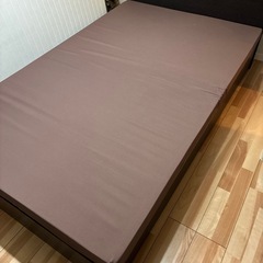 ニトリ セミダブル ベッドフレーム  の画像