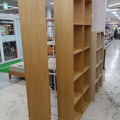 リユースのサカイ栃木店★ジモティ割あり★  棚 ベージュ W81.3×D28×H198.5 クリーニング済み TC11890の画像