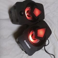 ELEGRANT　イルミネーション(レインボー)　ミニスピーカー　USB電源　3.5mmオーディオジャック　有線接続　ブラック の画像